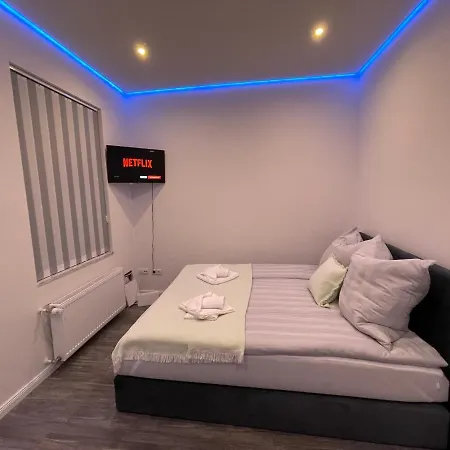 Guest house Citygluecknms - Direkt Am Bahnhof Und Einkaufszentrum
