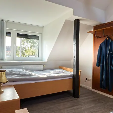 Citystaynms - Direkt Am Bahnhof Und Einkaufszentrum Neumünster